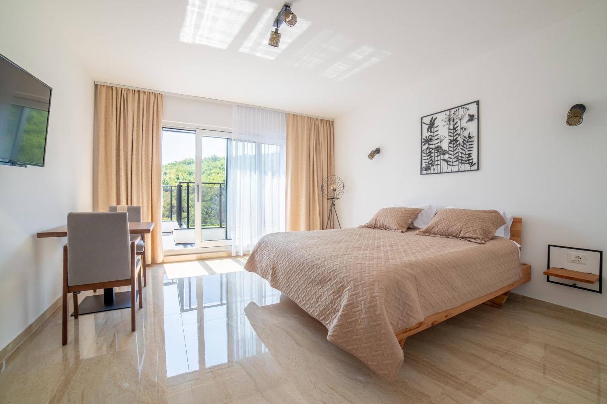 White House Radac Peja Bed & Breakfast Екстериор снимка